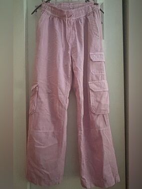 Old Navy Linen Cargo Pants with Multiple Pockets.  XS. Color Bergamot.